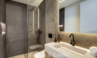 Atractiva villa de diseño con espectaculares vistas al mar en venta en Elviria, al este del centro de Marbella 789083 