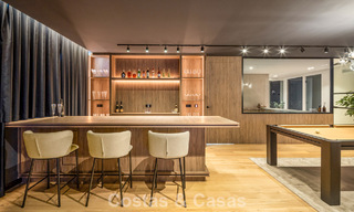 Atractiva villa de diseño con espectaculares vistas al mar en venta en Elviria, al este del centro de Marbella 789118 