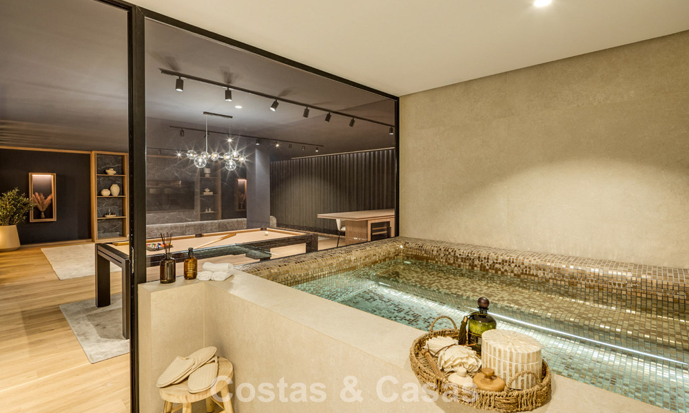 Atractiva villa de diseño con espectaculares vistas al mar en venta en Elviria, al este del centro de Marbella 789120