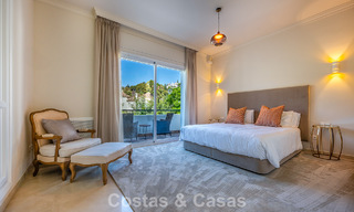 Villa de estilo español en venta junto a un campo de golf, en urbanización cerrada de La Quinta, Marbella - Benahavís 789249 