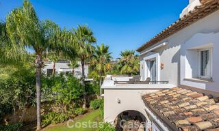 Villa de estilo español en venta junto a un campo de golf, en urbanización cerrada de La Quinta, Marbella - Benahavís 789261 