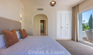 Villa de estilo español en venta junto a un campo de golf, en urbanización cerrada de La Quinta, Marbella - Benahavís 789269 