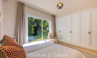 Villa de estilo español en venta junto a un campo de golf, en urbanización cerrada de La Quinta, Marbella - Benahavís 789274 