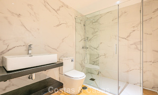 Dúplex reformado en venta a poca distancia de comodidades locales y de Puerto Banús en Nueva Andalucía, Marbella 789360 