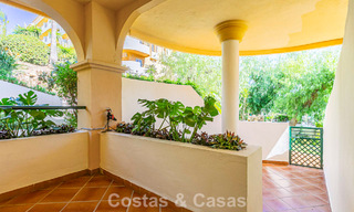 Dúplex reformado en venta a poca distancia de comodidades locales y de Puerto Banús en Nueva Andalucía, Marbella 789363 