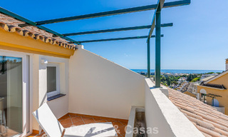 Ático con vistas al mar en venta a poca distancia de todas las comodidades y de Puerto Banús en Nueva Andalucía, Marbella 789306 