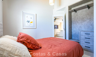 Ático con vistas al mar en venta a poca distancia de todas las comodidades y de Puerto Banús en Nueva Andalucía, Marbella 789323 