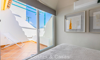 Ático con vistas al mar en venta a poca distancia de todas las comodidades y de Puerto Banús en Nueva Andalucía, Marbella 789327 