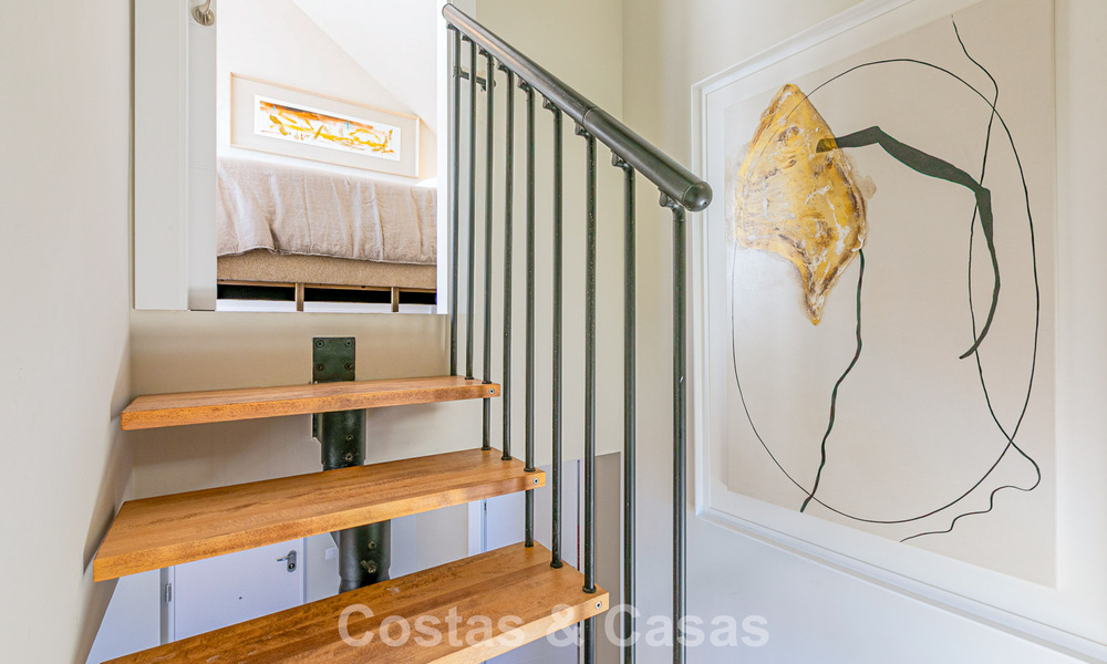 Ático con vistas al mar en venta a poca distancia de todas las comodidades y de Puerto Banús en Nueva Andalucía, Marbella 789329