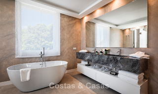 Villa de lujo lista para entrar a vivir, con arquitectura minimalista, en venta en la New Golden Mile entre Marbella y Estepona 789691 