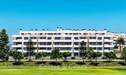 Apartamentos contemporáneos de obra nueva en venta junto al campo de golf en Mijas, Costa del Sol 789304