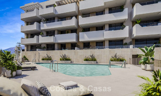 Apartamentos contemporáneos de obra nueva en venta junto al campo de golf en Mijas, Costa del Sol 791140 