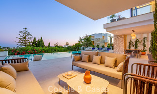 Exclusiva villa de lujo contemporánea en venta dentro de una comunidad segura en La Quinta, Benahavís - Marbella 789400 