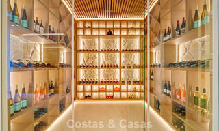 Exclusiva villa de lujo contemporánea en venta dentro de una comunidad segura en La Quinta, Benahavís - Marbella 789406 