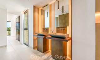 Exclusiva villa de lujo contemporánea en venta dentro de una comunidad segura en La Quinta, Benahavís - Marbella 789430 