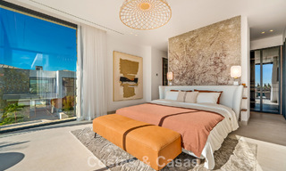 Exclusiva villa de lujo contemporánea en venta dentro de una comunidad segura en La Quinta, Benahavís - Marbella 789435 