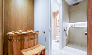 Villa de lujo moderno-mediterránea en venta dentro de una comunidad de prestigio en La Quinta, Benahavís - Marbella 789469 