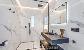 Listo para entrar a vivir, villa de diseño de última generación con vistas panorámicas en venta en Marbella - Benahavís 789601 