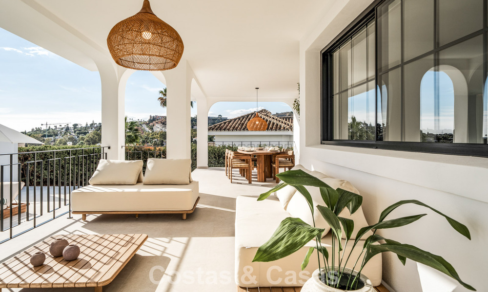Villa moderno-mediterránea con vistas al mar en venta en una zona preferente de Nueva Andalucía, Marbella 789634