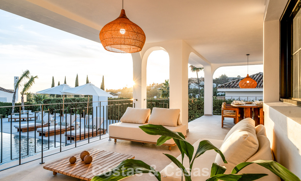Villa moderno-mediterránea con vistas al mar en venta en una zona preferente de Nueva Andalucía, Marbella 789636