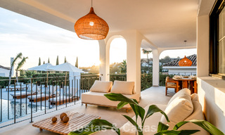 Villa moderno-mediterránea con vistas al mar en venta en una zona preferente de Nueva Andalucía, Marbella 789636 