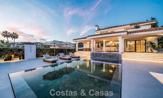 Villa moderno-mediterránea con vistas al mar en venta en una zona preferente de Nueva Andalucía, Marbella 789640 