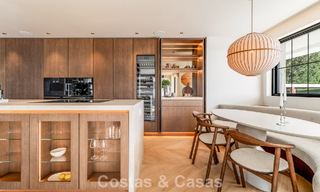 Villa moderno-mediterránea con vistas al mar en venta en una zona preferente de Nueva Andalucía, Marbella 789643 