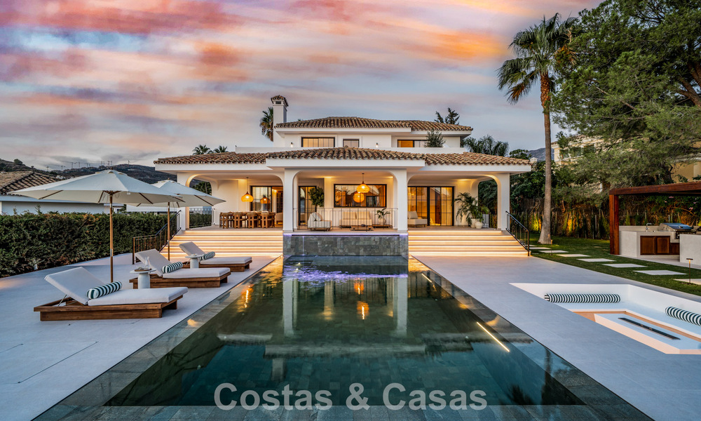 Villa moderno-mediterránea con vistas al mar en venta en una zona preferente de Nueva Andalucía, Marbella 789645