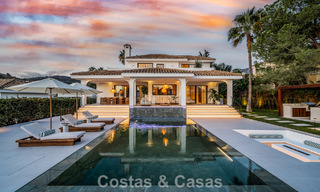 Villa moderno-mediterránea con vistas al mar en venta en una zona preferente de Nueva Andalucía, Marbella 789645 