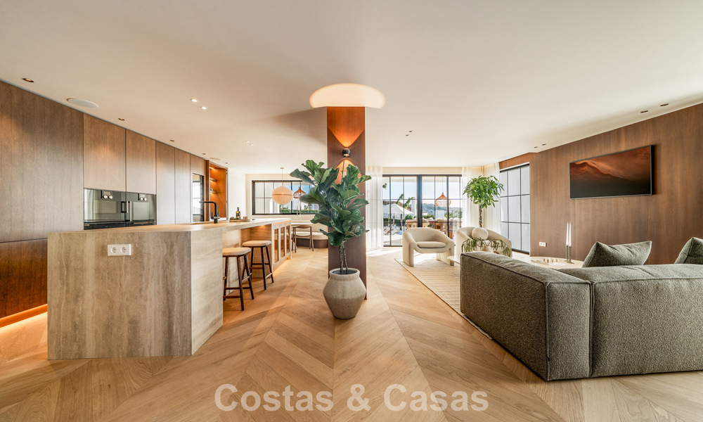 Villa moderno-mediterránea con vistas al mar en venta en una zona preferente de Nueva Andalucía, Marbella 789654