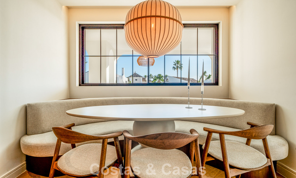 Villa moderno-mediterránea con vistas al mar en venta en una zona preferente de Nueva Andalucía, Marbella 789656