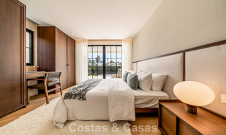 Villa moderno-mediterránea con vistas al mar en venta en una zona preferente de Nueva Andalucía, Marbella 789667 