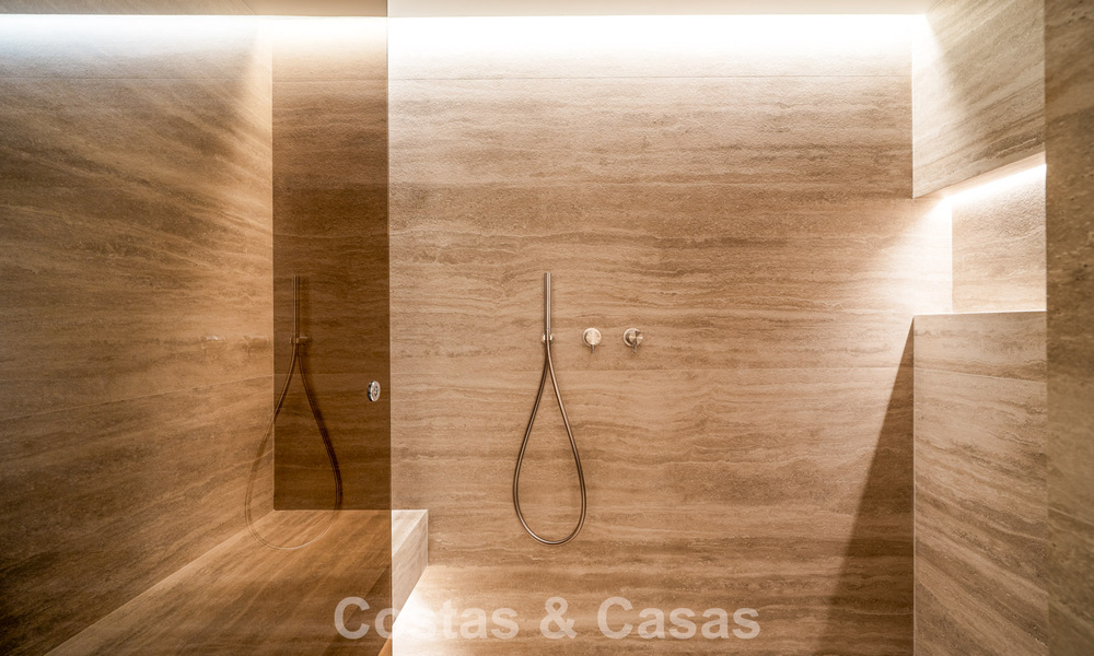 Villa moderno-mediterránea con vistas al mar en venta en una zona preferente de Nueva Andalucía, Marbella 789669