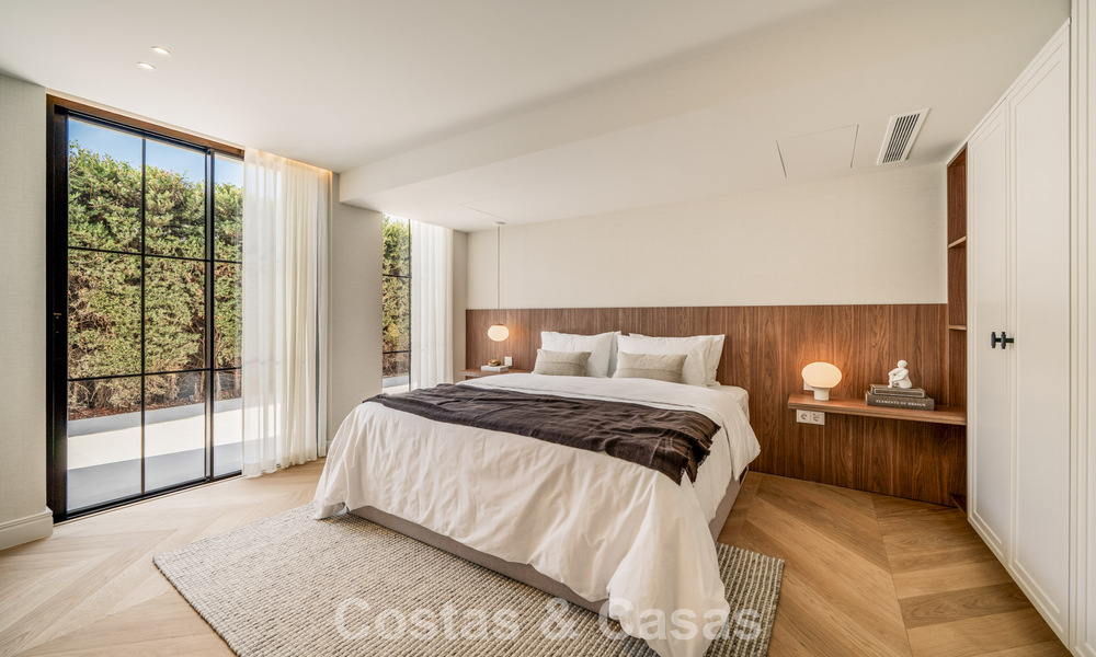 Villa moderno-mediterránea con vistas al mar en venta en una zona preferente de Nueva Andalucía, Marbella 789670