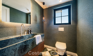 Villa moderno-mediterránea con vistas al mar en venta en una zona preferente de Nueva Andalucía, Marbella 789672 