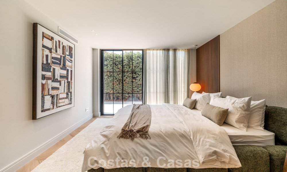 Villa moderno-mediterránea con vistas al mar en venta en una zona preferente de Nueva Andalucía, Marbella 789675