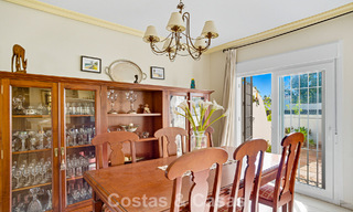Amplia casa adosada en venta en una encantadora urbanización cerrada en la Milla de Oro de Marbella 789966 