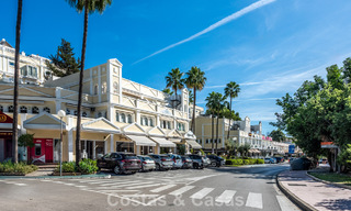 Amplia casa adosada, renovada de forma moderna, en venta en el corazón del valle del golf de Nueva Andalucía, Marbella 789974 