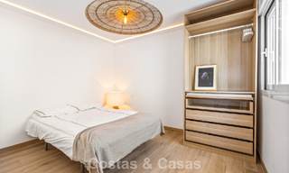 Encantadora adosada con interior contemporáneo en venta, a poca distancia de la playa y del centro de San Pedro, Marbella 790068 