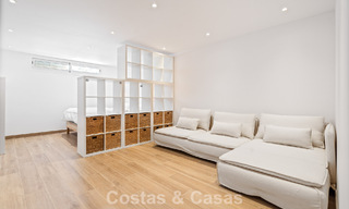 Encantadora adosada con interior contemporáneo en venta, a poca distancia de la playa y del centro de San Pedro, Marbella 790069 