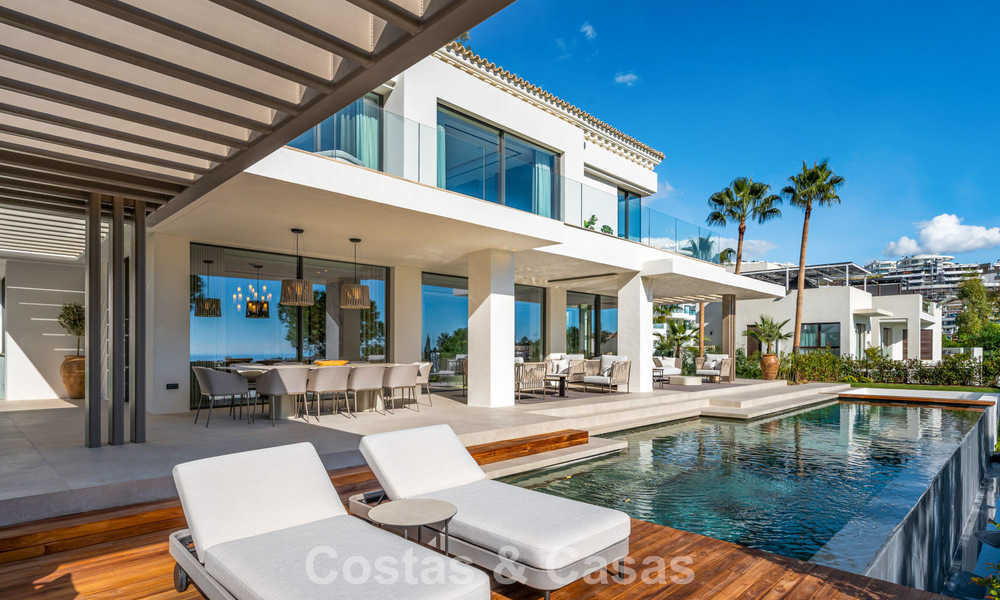Impresionante villa de lujo con vistas al golf y al mar en venta en La Quinta, Benahavís - Marbella 790198