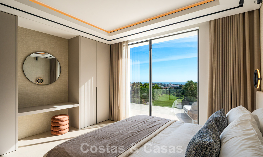 Impresionante villa de lujo con vistas al golf y al mar en venta en La Quinta, Benahavís - Marbella 790205