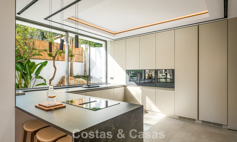 Impresionante villa de lujo con vistas al golf y al mar en venta en La Quinta, Benahavís - Marbella 790210