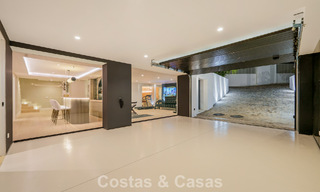 Villa de lujo renovada de primera clase en venta, situada en una comunidad preferida en La Quinta, Marbella - Benahavís 790214 