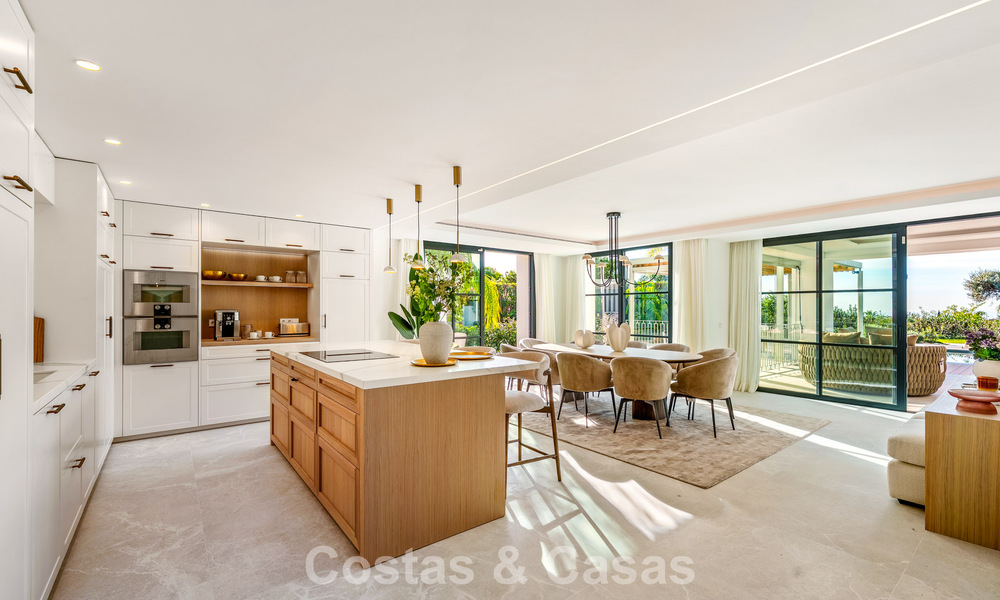 Villa de lujo renovada de primera clase en venta, situada en una comunidad preferida en La Quinta, Marbella - Benahavís 790222