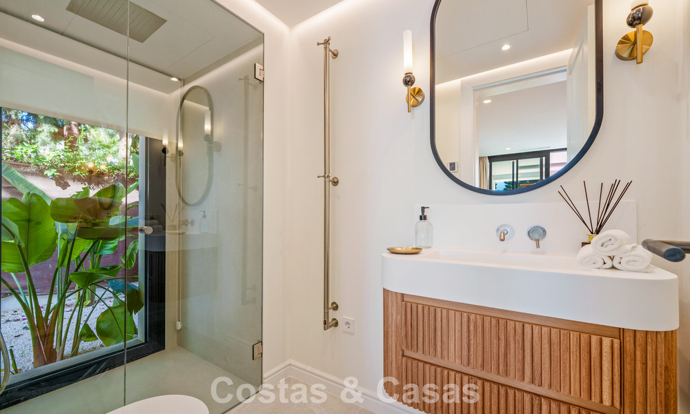 Villa de lujo renovada de primera clase en venta, situada en una comunidad preferida en La Quinta, Marbella - Benahavís 790243