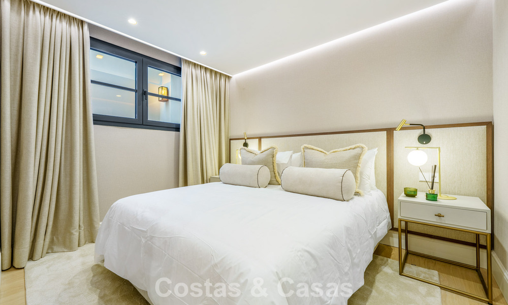 Villa de lujo renovada de primera clase en venta, situada en una comunidad preferida en La Quinta, Marbella - Benahavís 790253