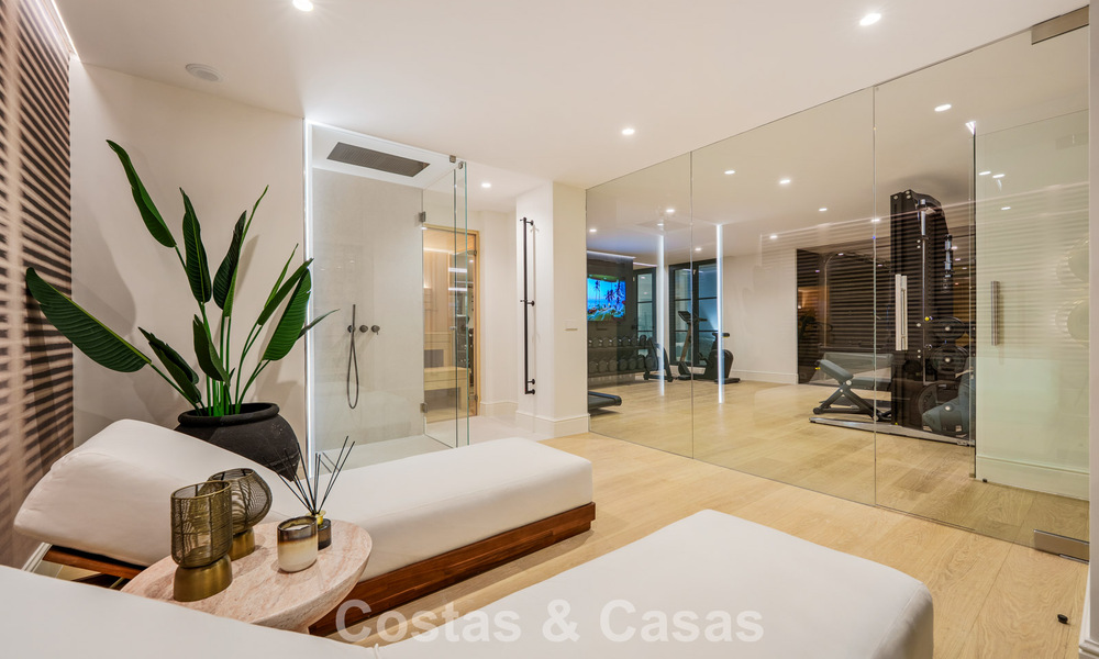 Villa de lujo renovada de primera clase en venta, situada en una comunidad preferida en La Quinta, Marbella - Benahavís 790278