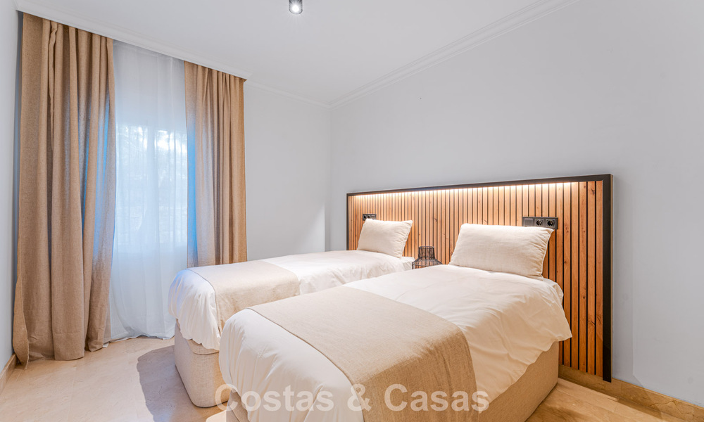 Apartamento modernamente renovado en venta en un magnífico complejo de Sierra Blanca en la Milla de Oro de Marbella 790290