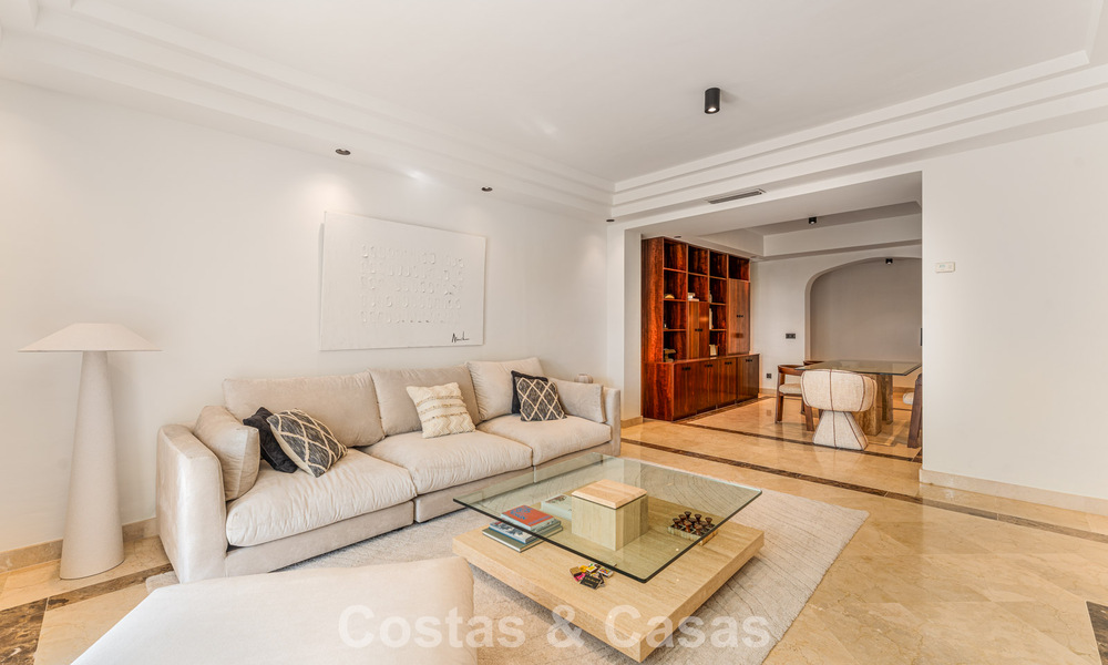 Apartamento modernamente renovado en venta en un magnífico complejo de Sierra Blanca en la Milla de Oro de Marbella 790293